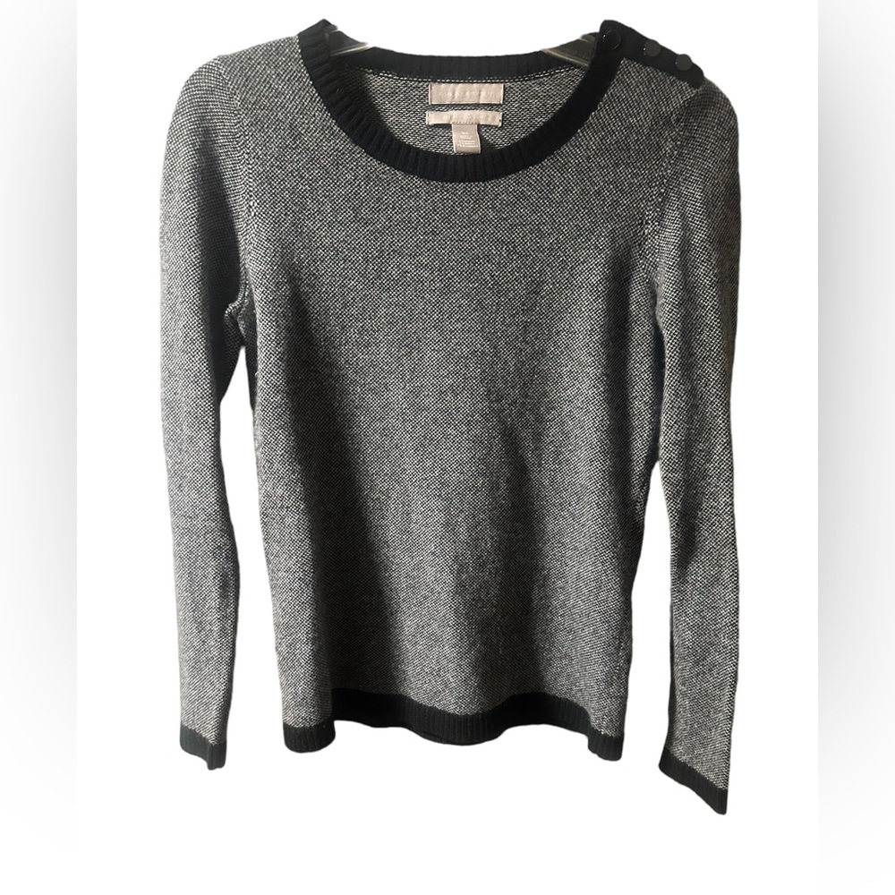 Banana Republic made of  Italian fabric  cashmere wool blend sweater  Sz XS